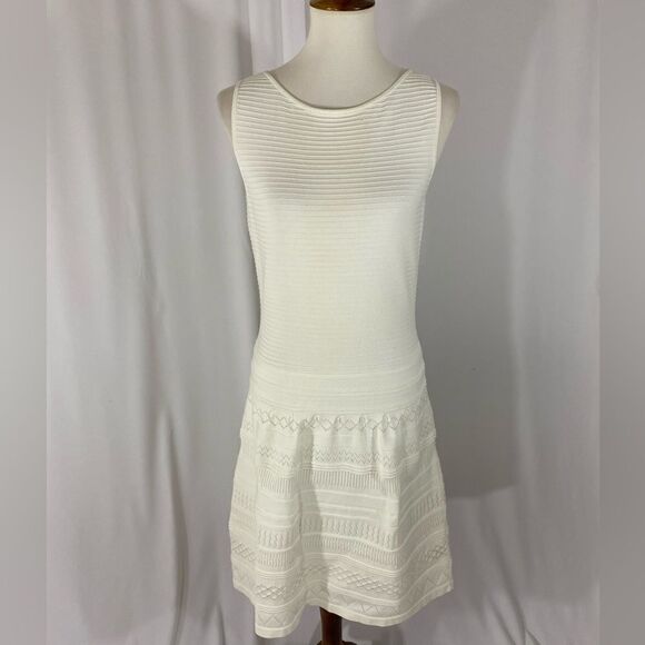 Lauren Sleeveless Dress - Picture 1 of 8